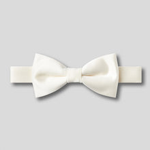 Load image into Gallery viewer, Folkespeare Boys Ivory Satin Bow Tie