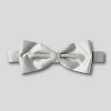 Load image into Gallery viewer, Folkespeare Pearl Satin Bow Tie
