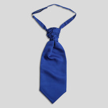 Load image into Gallery viewer, Folkespeare Royal Slub Srunchie Cravat
