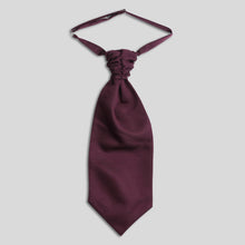 Load image into Gallery viewer, Folkespeare Maroon Slub Scrunchie Cravat

